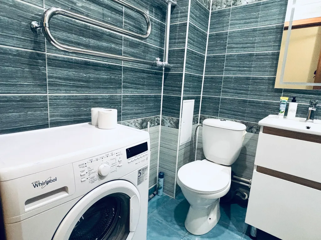 Квартира Уютная комфортабельная 1-комнатная квартира на набережной — Красноярск