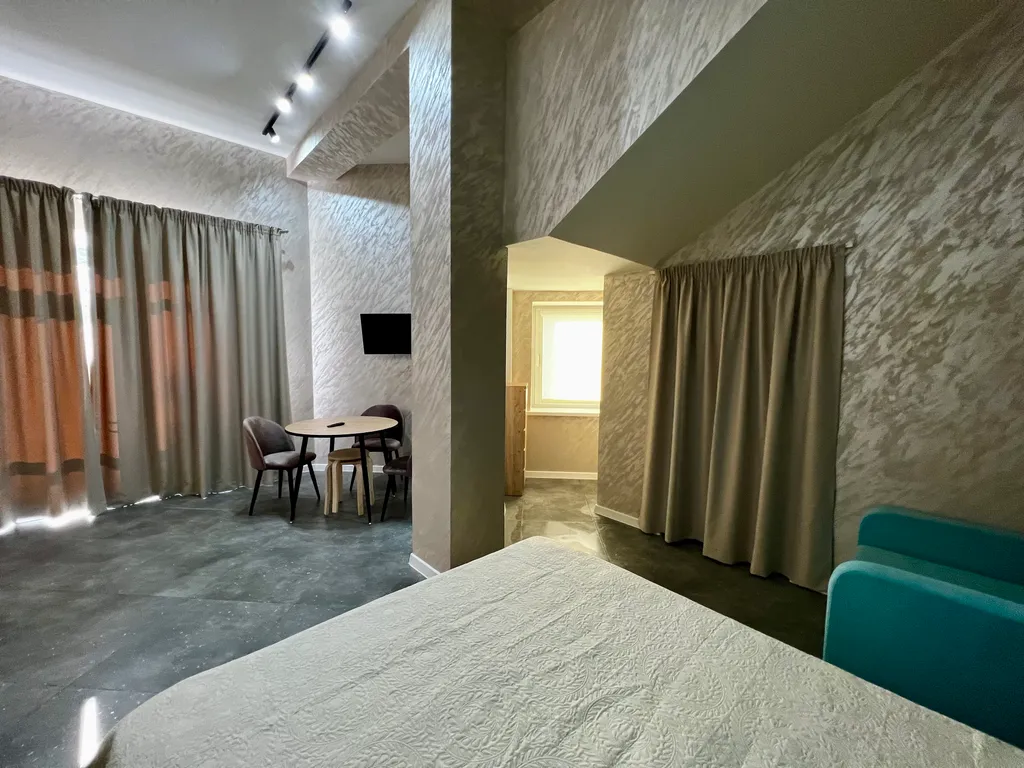 Студия лофт на 1 этаже