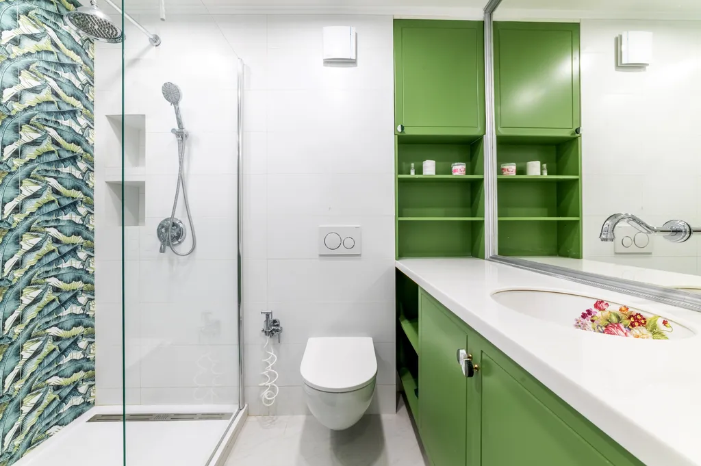 Двухуровневый апартамент около моря с бассейном в ЖК Морской квартал