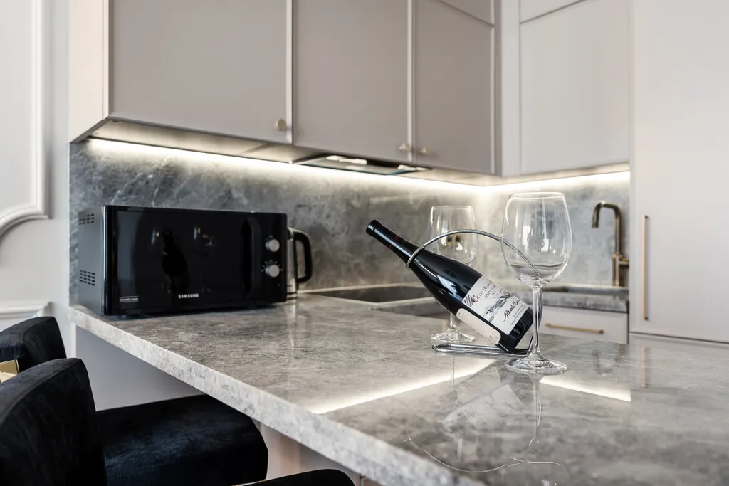 Улучшенный апартамент с балконом Парк и море Люмьер