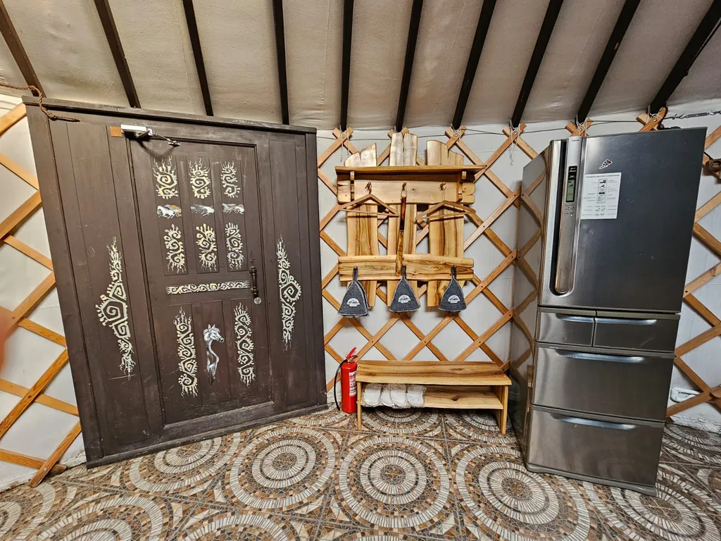 Большая Монгольская юрта