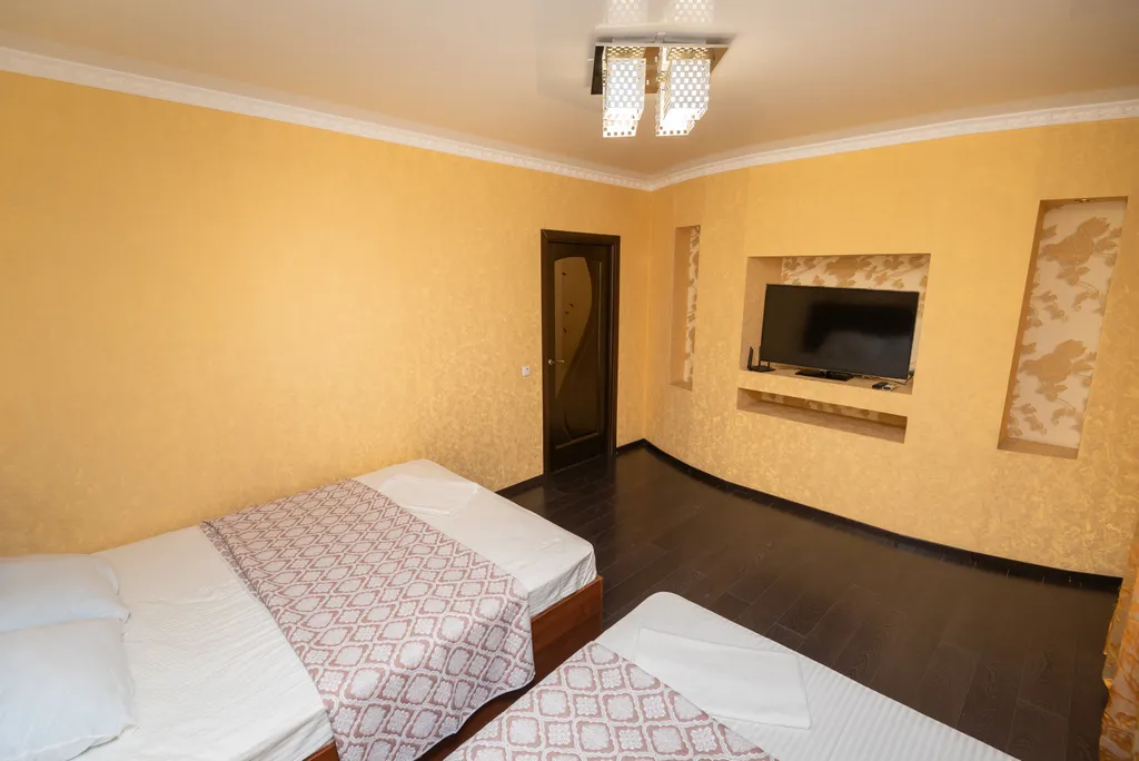 Просторная двухкомнатная квартира в центре