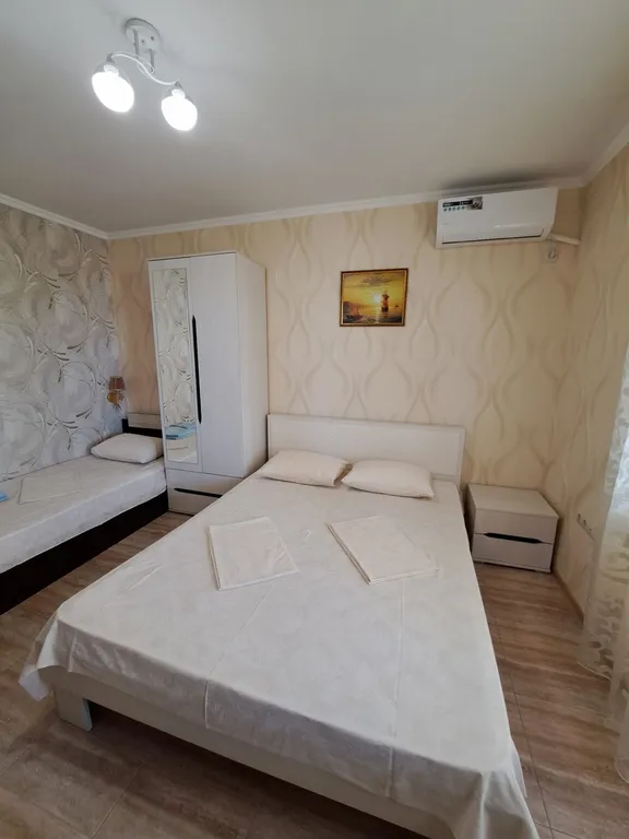 Квартира Комната — аренда посуточно в Оленевка