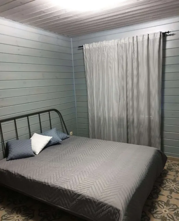 Дом на берегу Банного