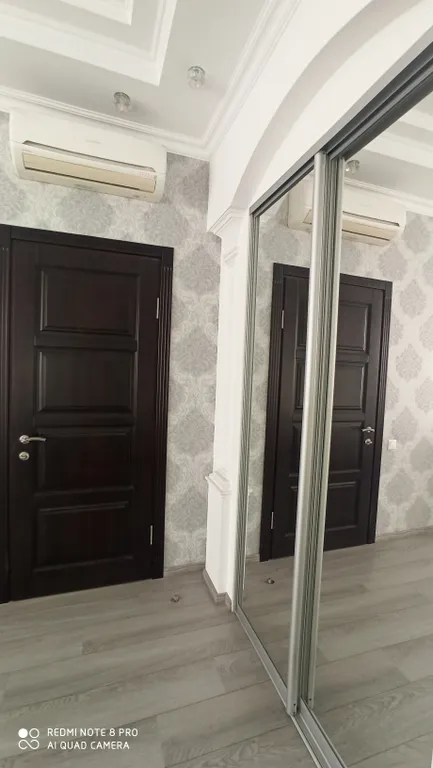 Квартира у озера