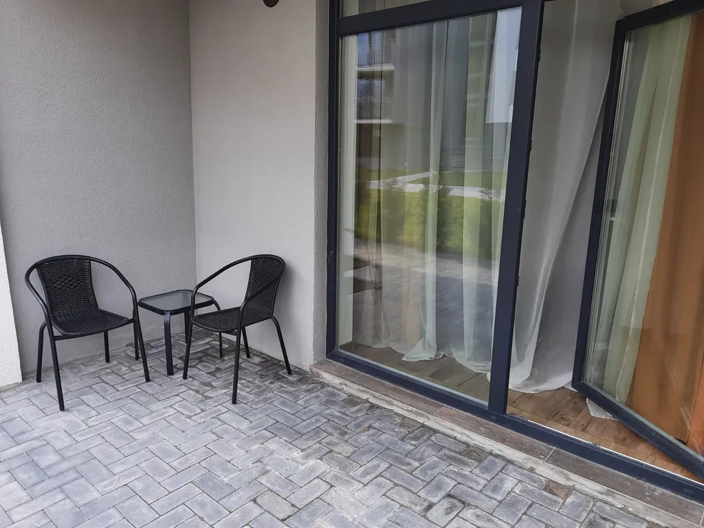 Просторная квартира в новом жилом комплексе с собственной террасой