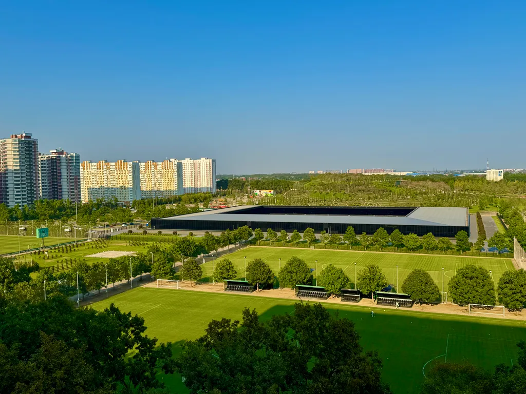 Квартира Светлая, уютная двухкомнатная квартира с видом на парк Галицкого — Краснодар