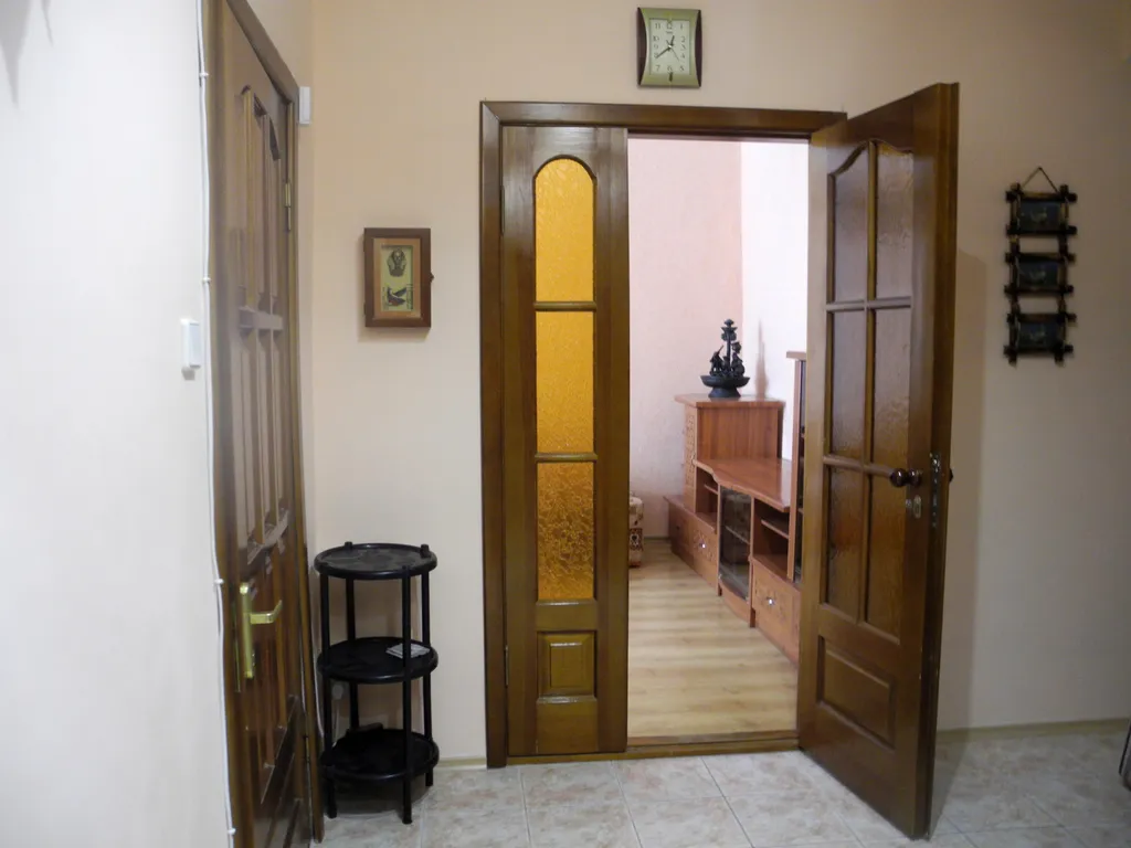 Квартира 2-комнатная Квартира — Феодосия