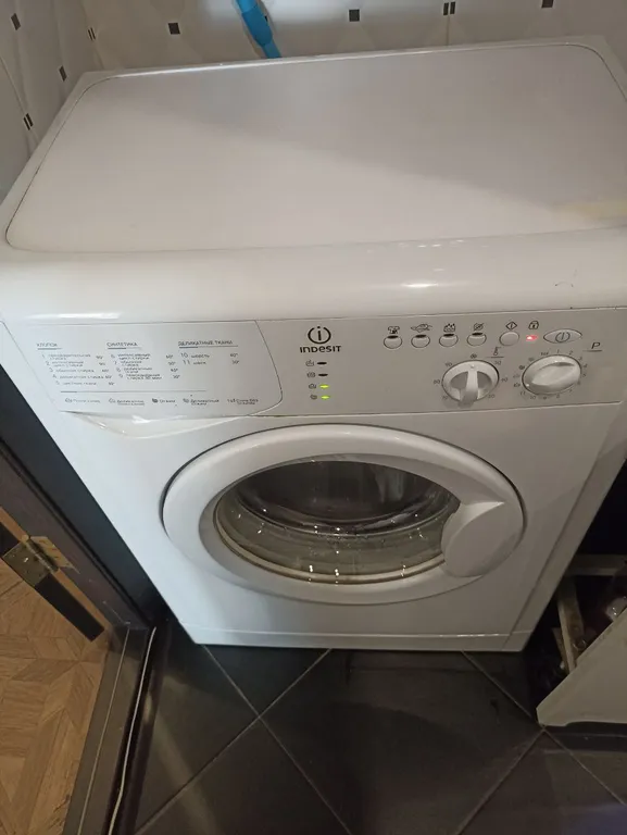 Вместительная студия с видом на реку Ангару