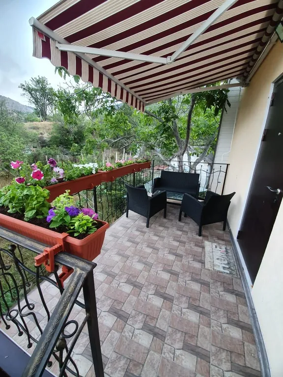 Отдельный дом LaVanda Veseloe с видом на горы