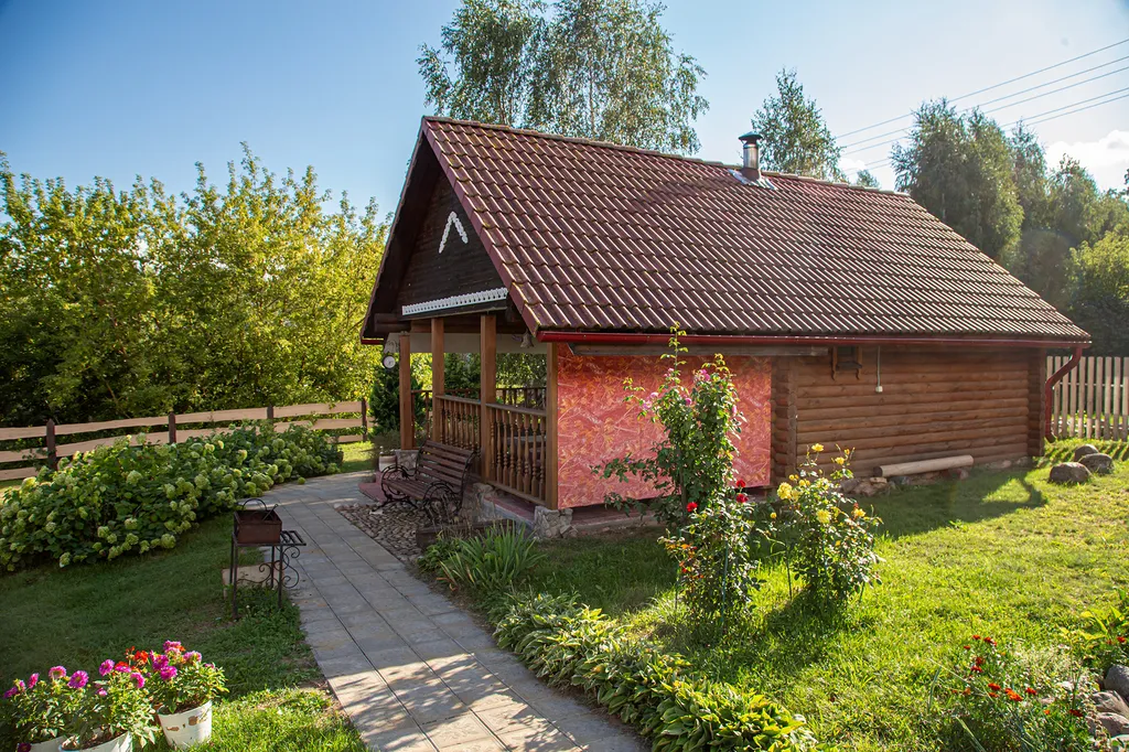 Домик семейный