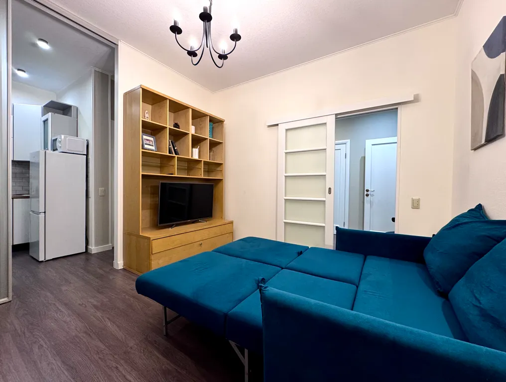 Центр, 3 комнаты, отличный ремонт! Удобные спальные места.