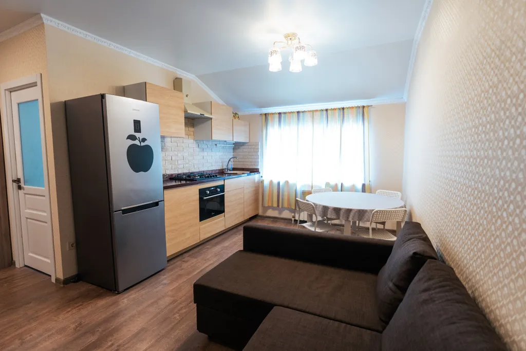 Люкс с кухней-столовой