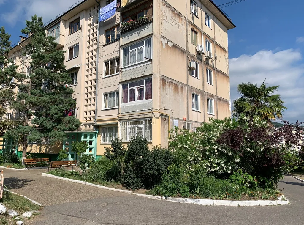 Квартира 3-комнатная Квартира — Лазаревское