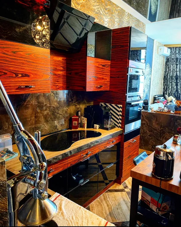 Элитная видовая люкс квартира с террасой дизайна R Cavalli