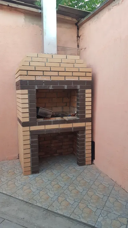 Коттедж Уютный домик с отдельным небольшим двором — Евпатория