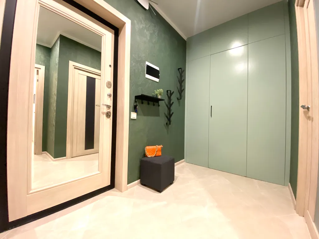 Современная квартира в центре в новом доме с частной парковкой