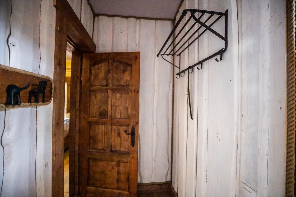 Дом на берегу озера