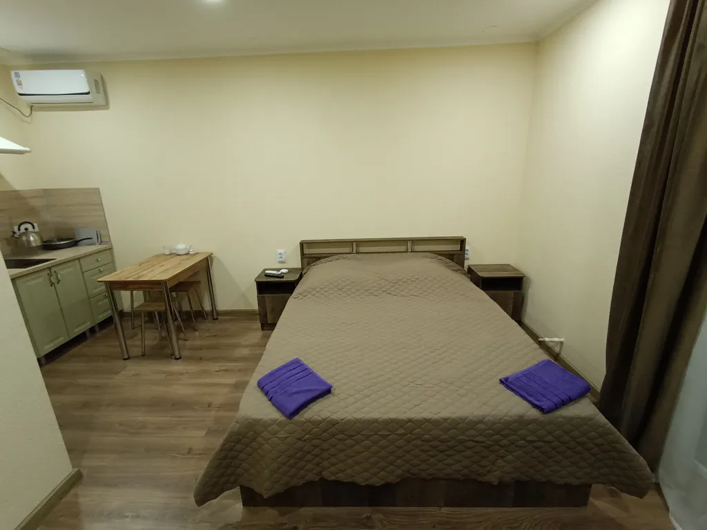 Трёхместный номер с кухней, второй этаж