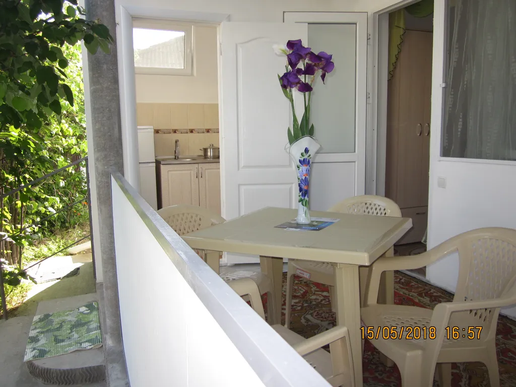 Апартаменты с кухней четырёхместные, отдельный вход