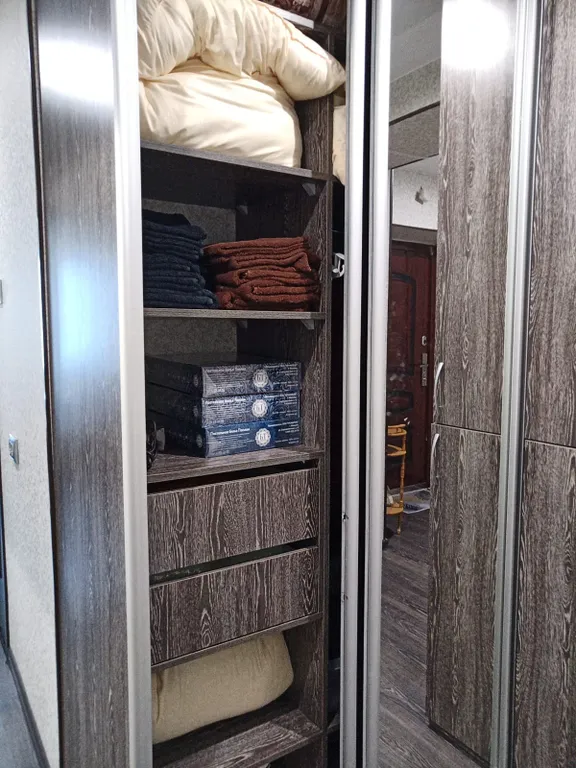 Просторная квартира рядом с Броско Мол