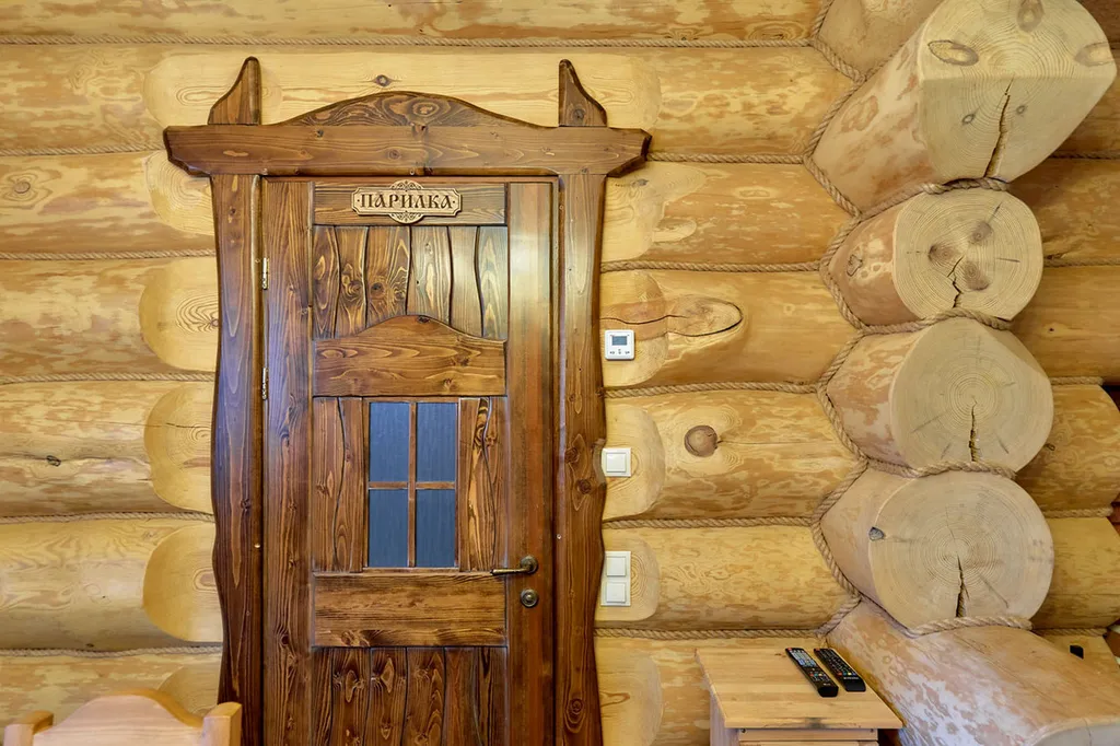 Шале с баней бассейном и видом на озеро