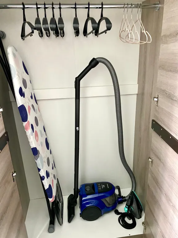 1К около моря и Кипарисового озера