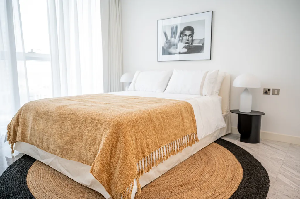 Bright 1BR in the Pad by Omniyat | Business Bay