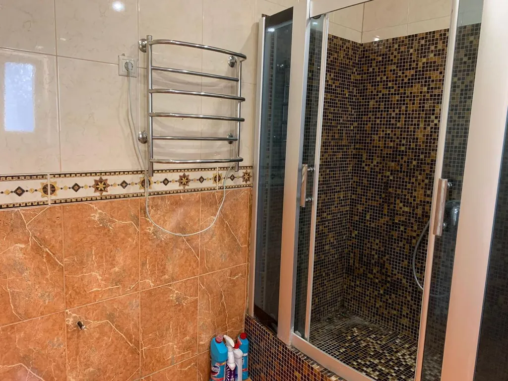 Коттедж Дом на участке 1 сотка — Сочи