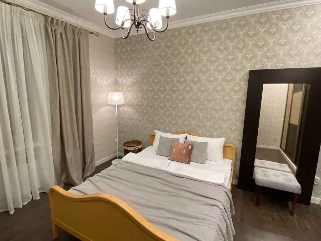 Апартамент в тихом центре с отдельным входом