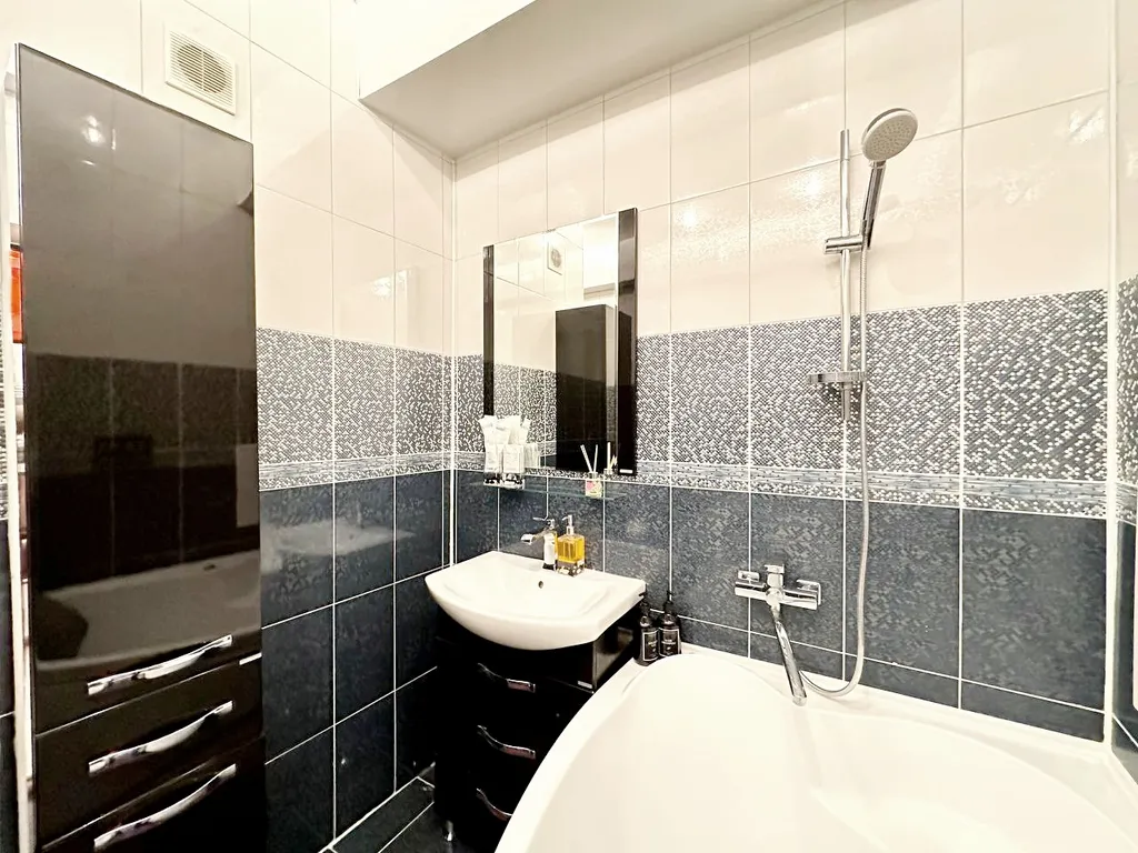 3-комнатная квартира в центре рядом с набережной