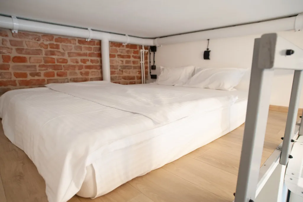 Orange Loft