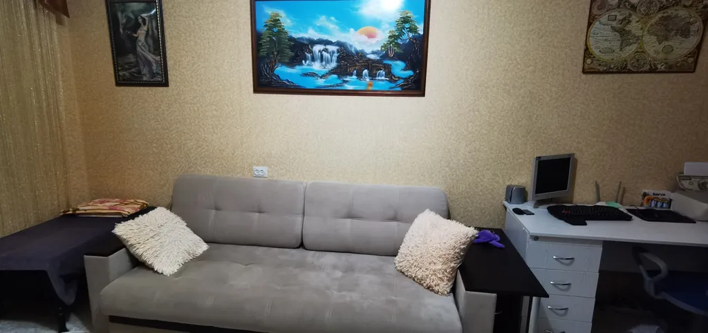 Шикарная трёшка в тихом, уютном районе возле Брестской крепости.