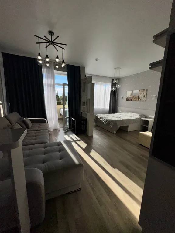 Апартаменты на первой линии с видом на море и горы