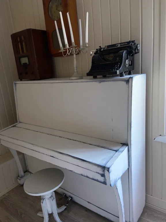 Уютный дом у реки в стиле прованс