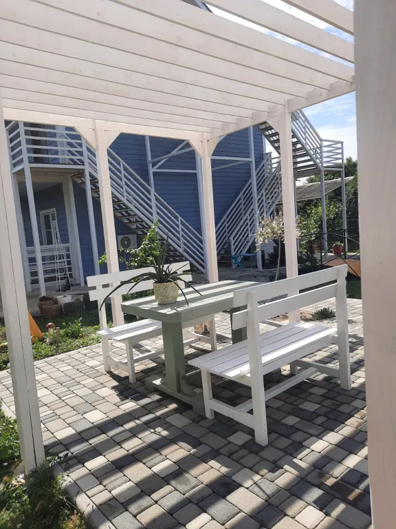 Двухкомнатные апартаменты с собственной террасой и кухней