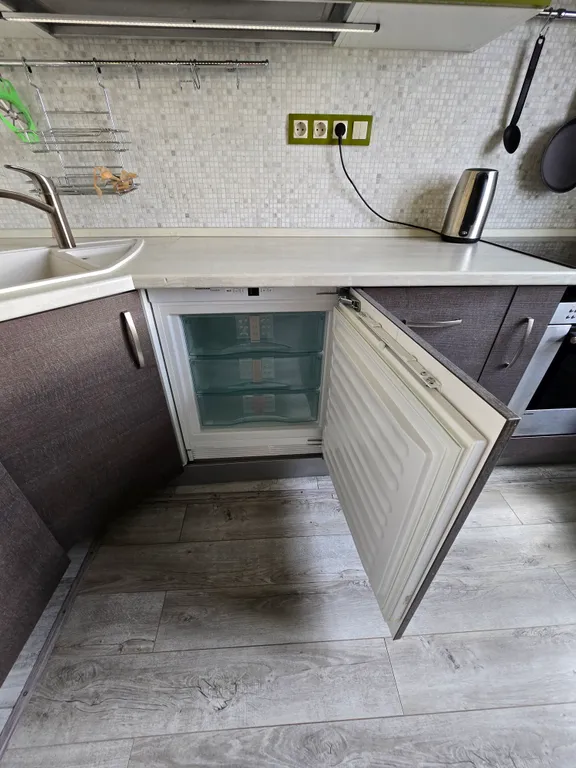 2-х комнатная квартира в Аэропорту с видом на ВПП, залив и г. Анадырь