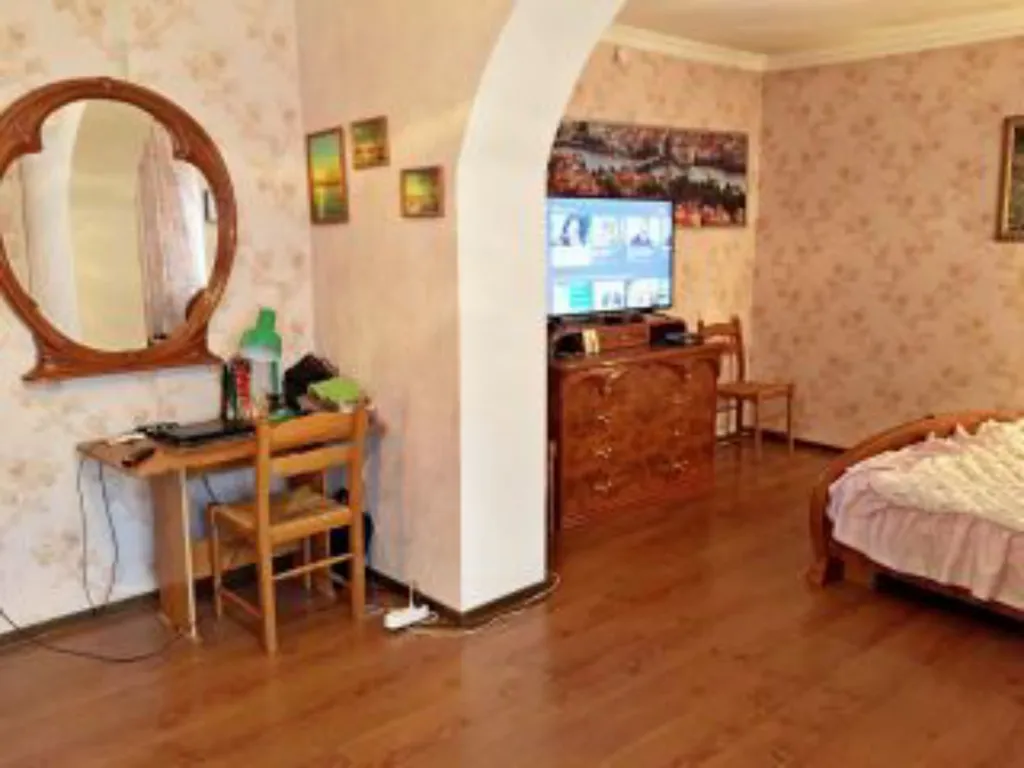 Удобная и уютная часть дома с отдельным входом, лужайкой, мангалом