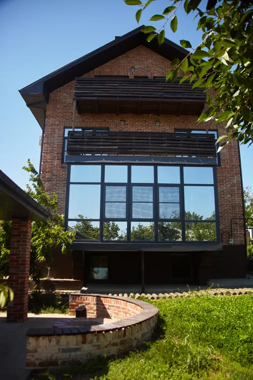 Уютный загородный дом с баней на дровах в дали от шума