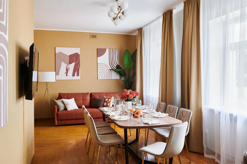 Двухуровневая с мансардой у Патриарших Прудов