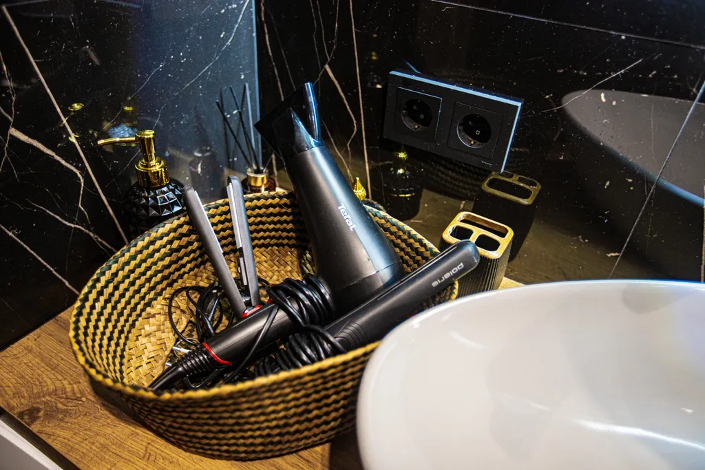 Гаражная 6/55