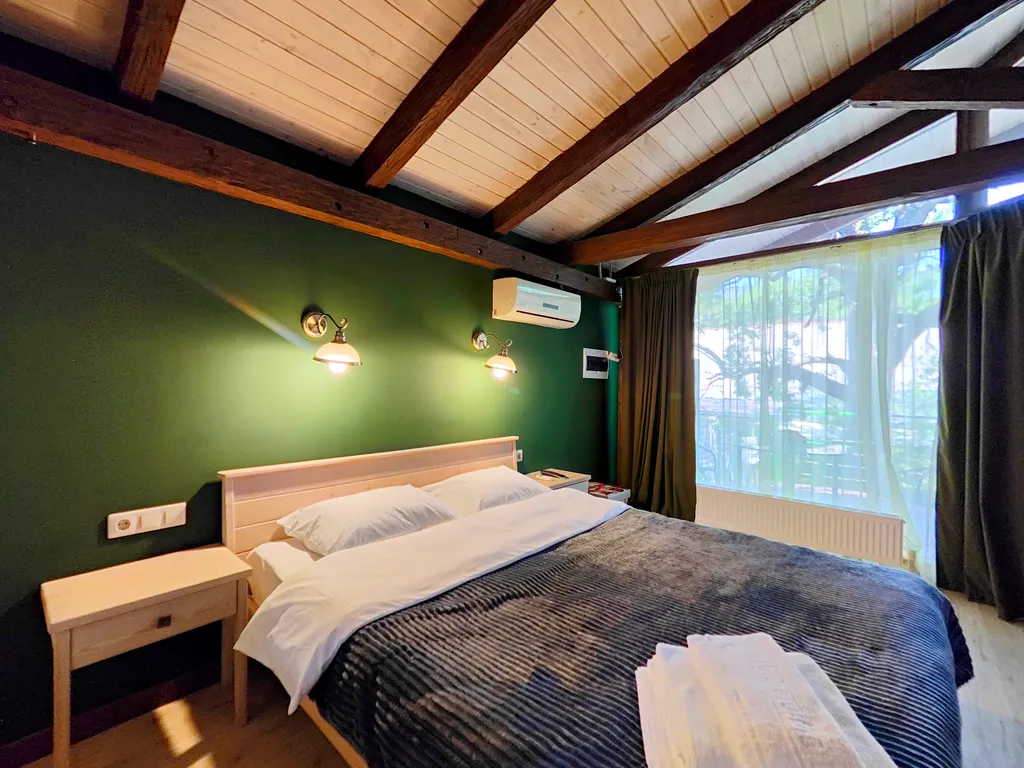 Коттедж Шале Бамбук — аренда посуточно в Геленджик