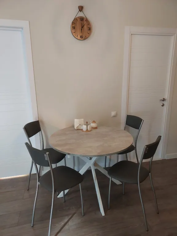 280 Евродва с бассейнами на 6 человек