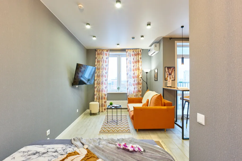 Современная студия в новом доме