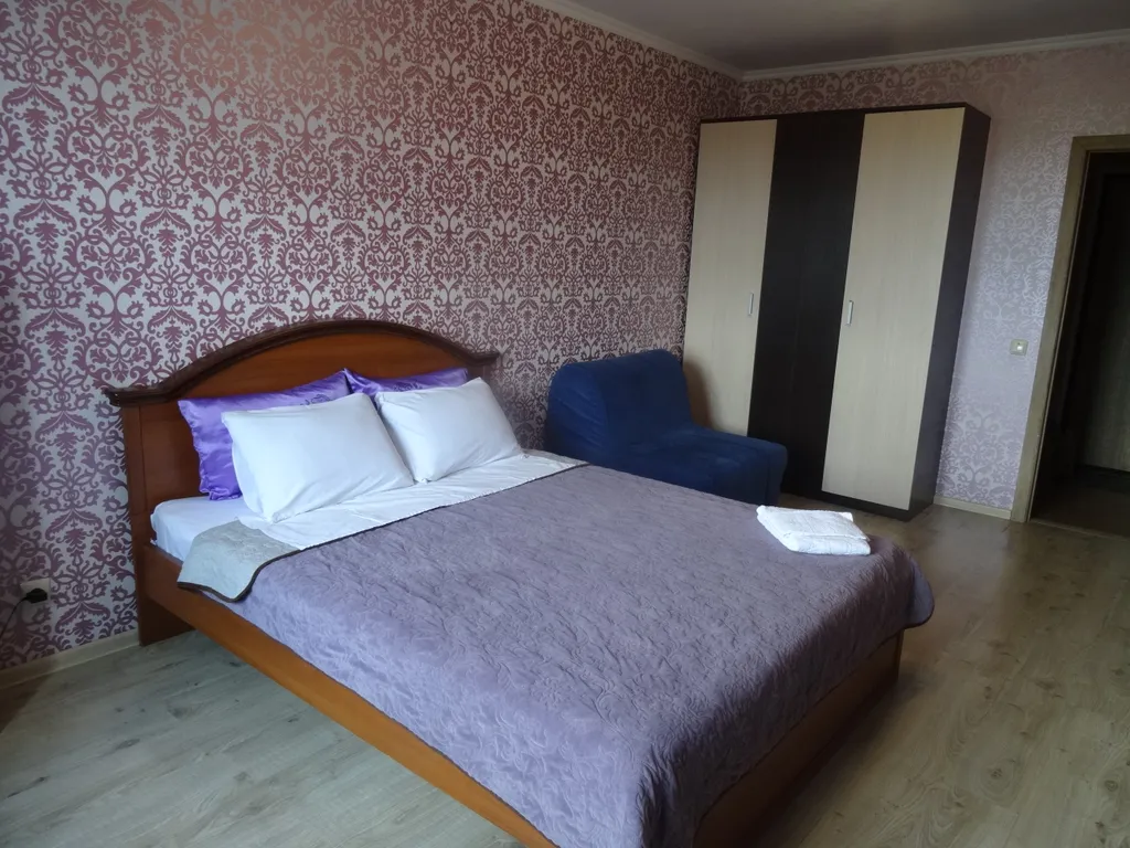 Просторная квартира в новом кирпичном доме на берегу Волги — аренда посуточно в Тверь