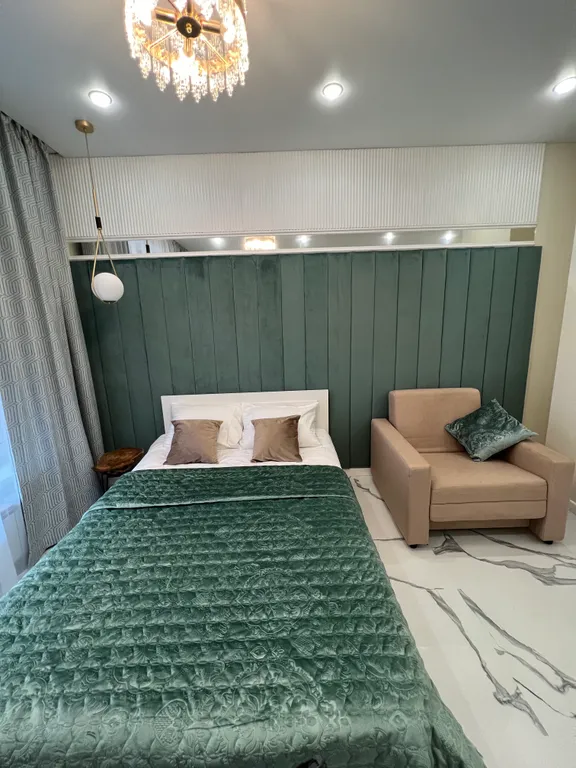 Красивая студия в центре, рядом Белоусовский парк