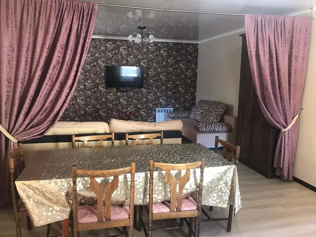 Коттедж Дом с бассейном — Кисловодск