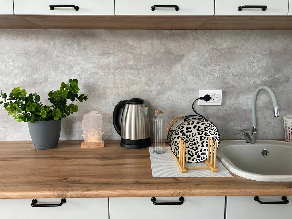 Большой номер с кухней и балконом с шикарный видом на море