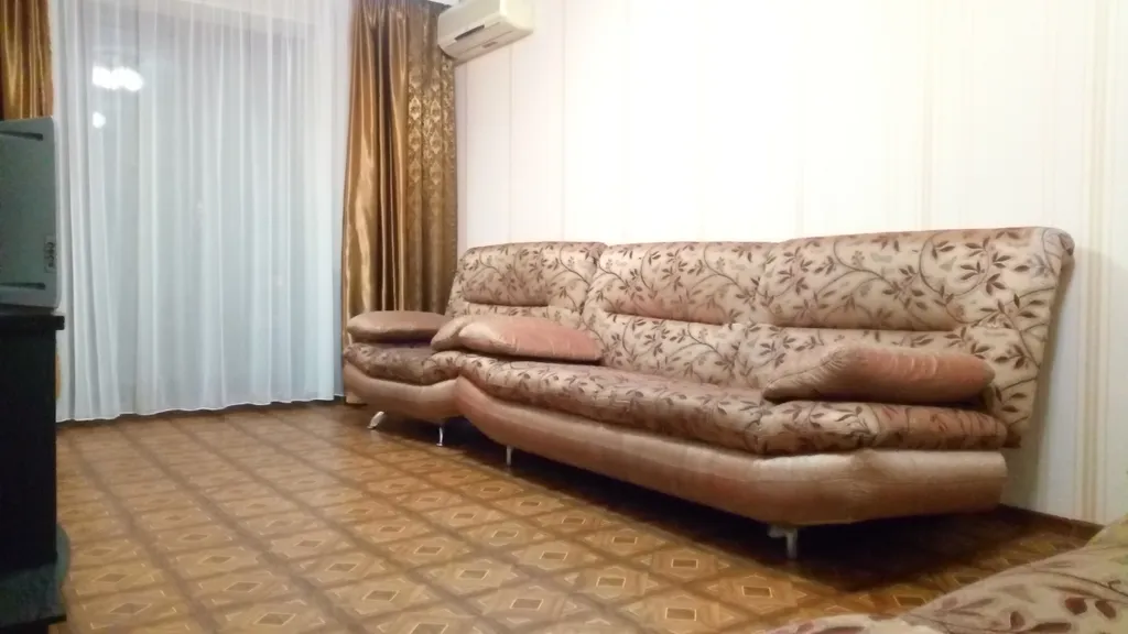 4-комнатная Квартира