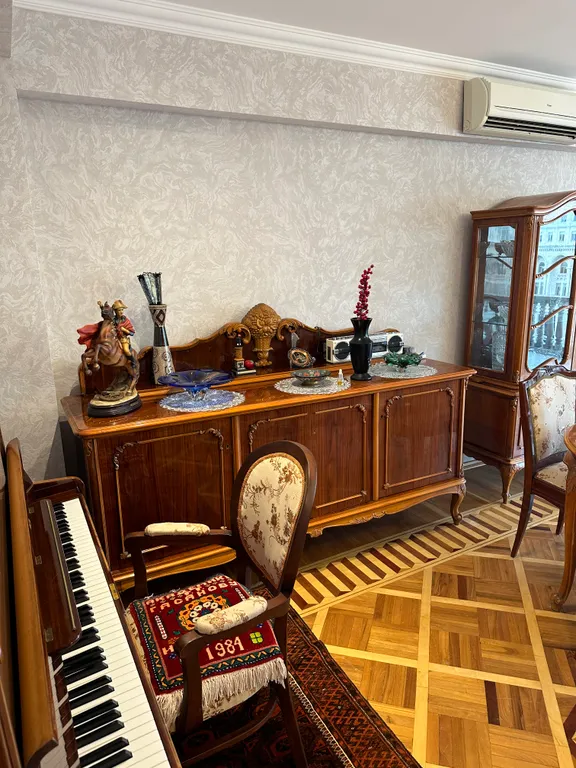 Апартаменты в центре с восхитительным видом на море